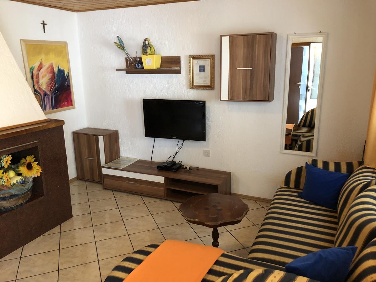 Apartment Mira Poreč Exteriör bild